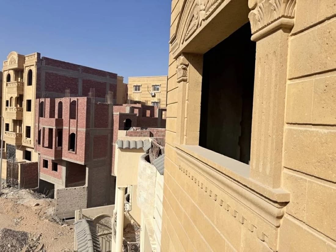الطبقة المتوسطة تُواجه الركود في سوق الإسكان المصري