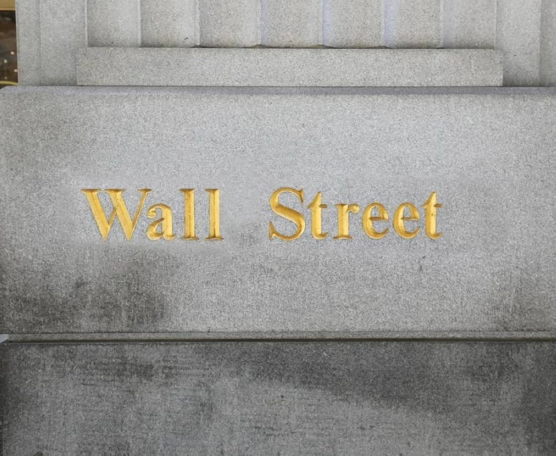 Wall Street week wraps up with tech losses