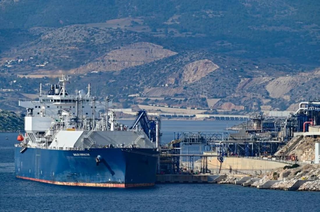 Egypt to lease LNG storage tanker
