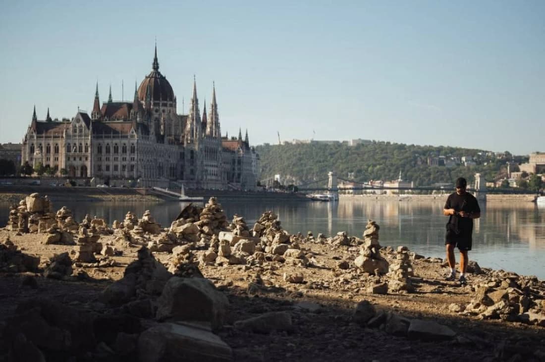 European river drought endangers supplies