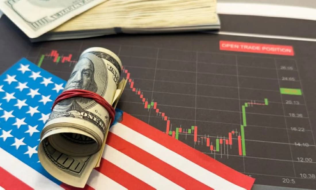 US manufacturing hits four-year high