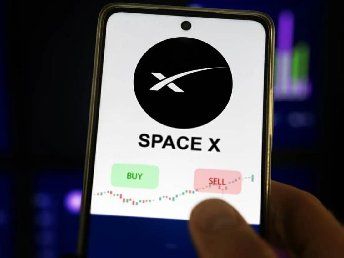 SpaceX faces pressure from 900 million shares