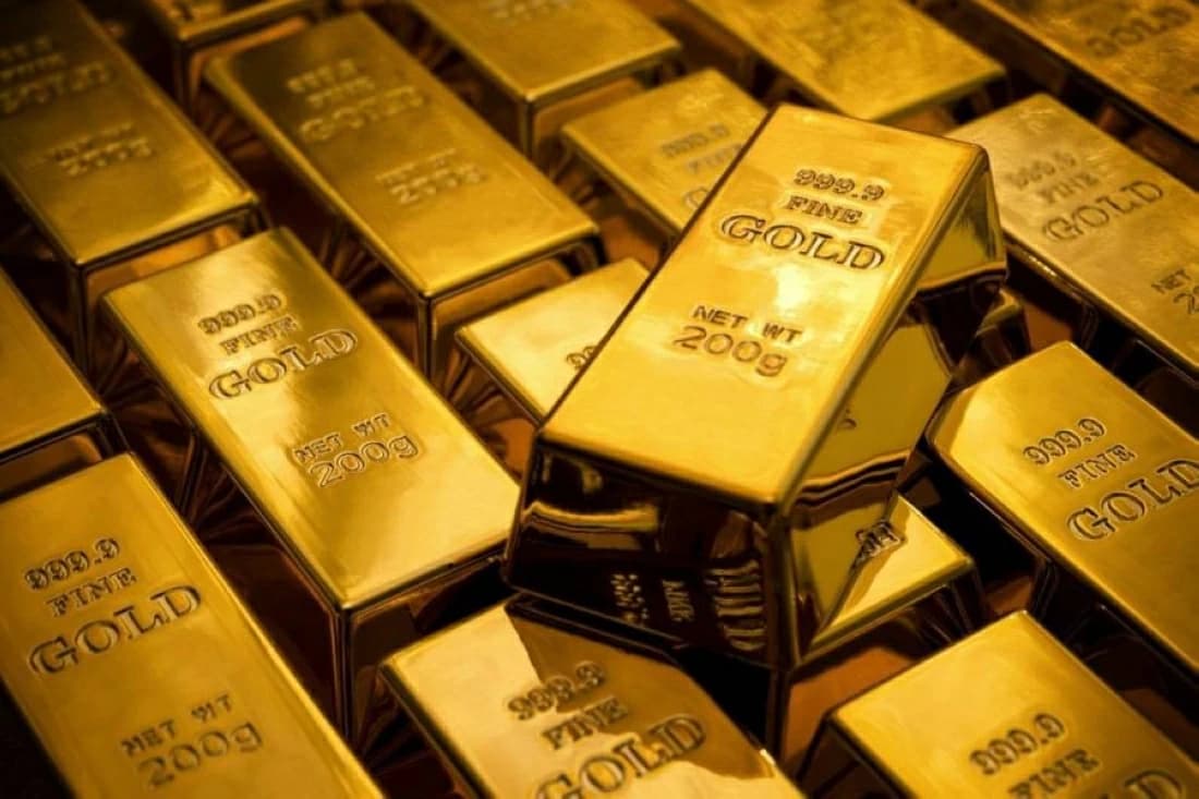 الذهب يرتفع 2% إلى 4322 دولار