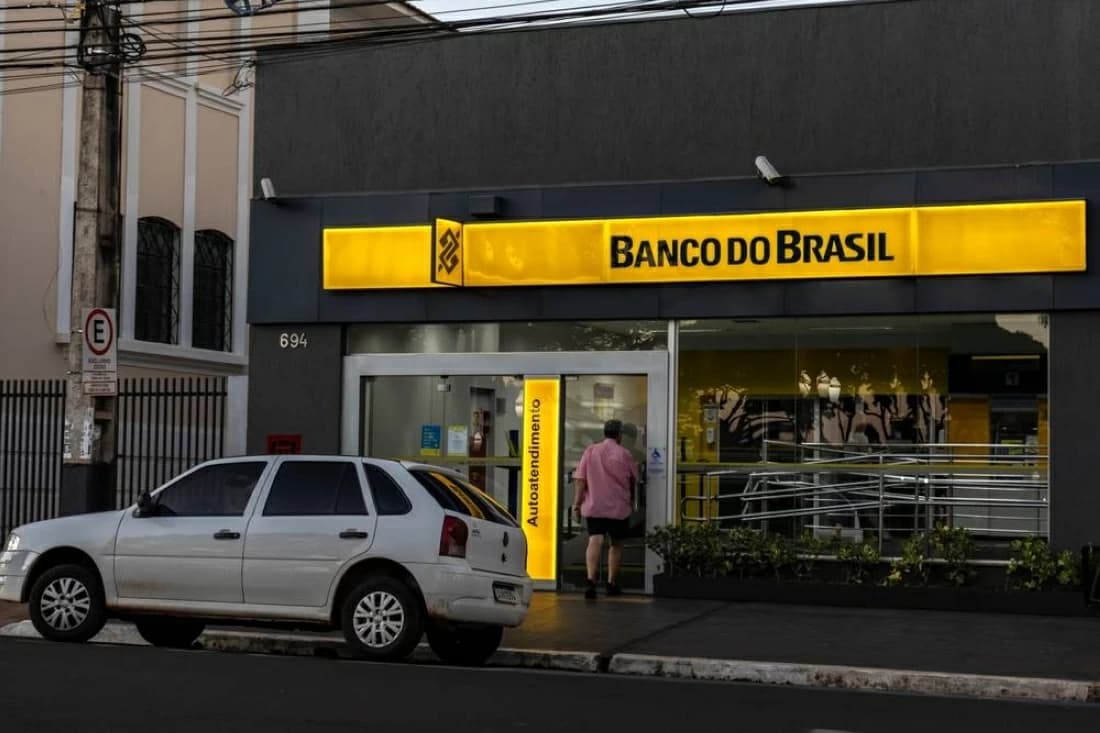 Brazil banks reduce risky loans amid rising household deductions