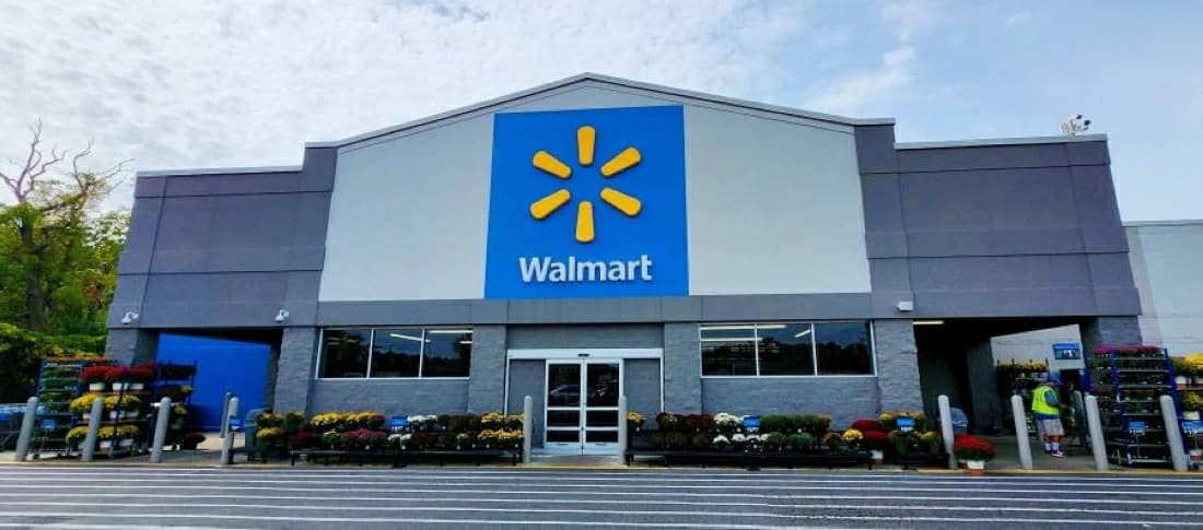 Walmart profits rise amid e-commerce growth