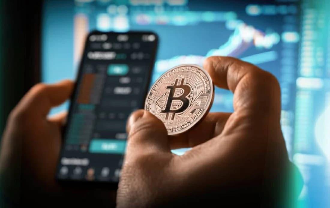 Bitcoin climbs 7.5% to $79,200