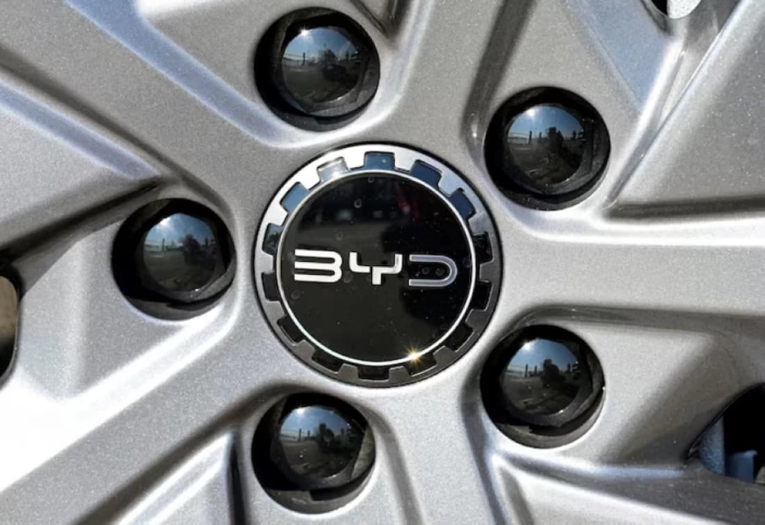 BYD's sales rise for fourth month