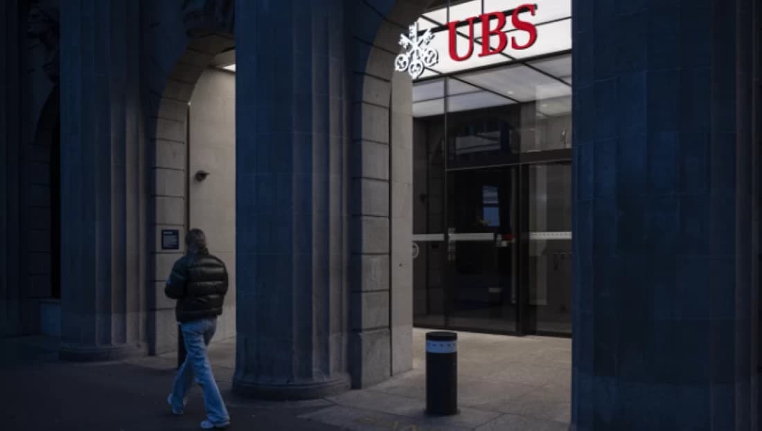 UBS adopts AI for young banker recruitment
