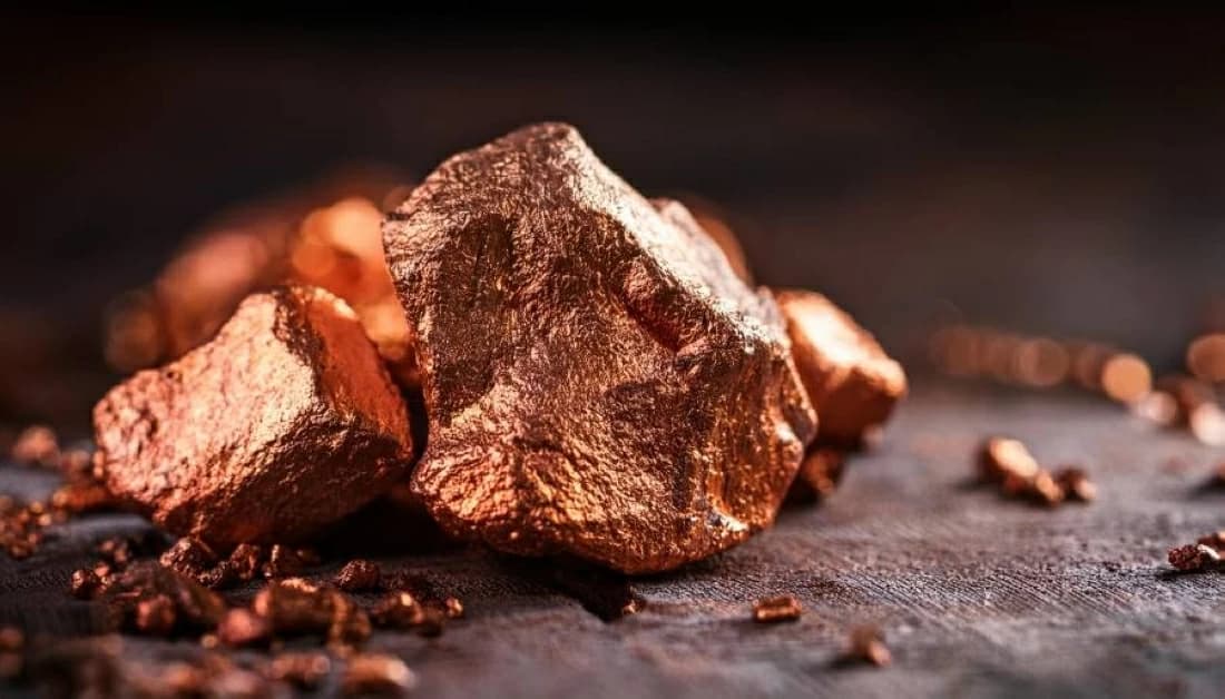 Copper hits historic high amid trade tensions