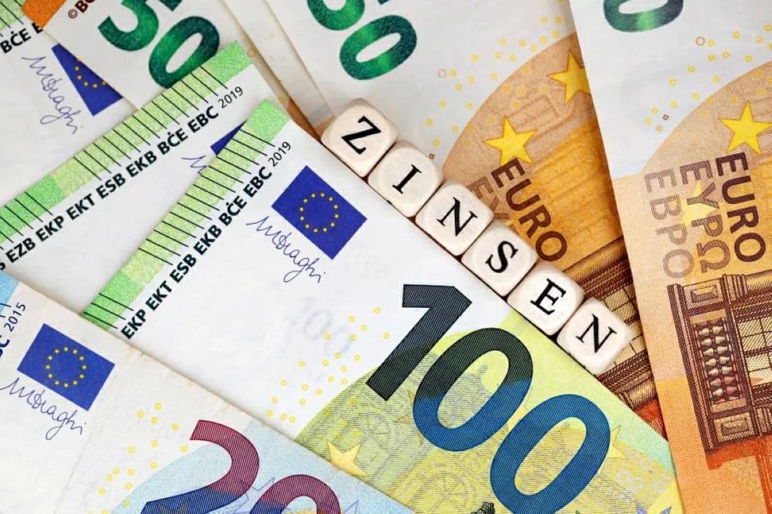 German bond yields hit 17-year high
