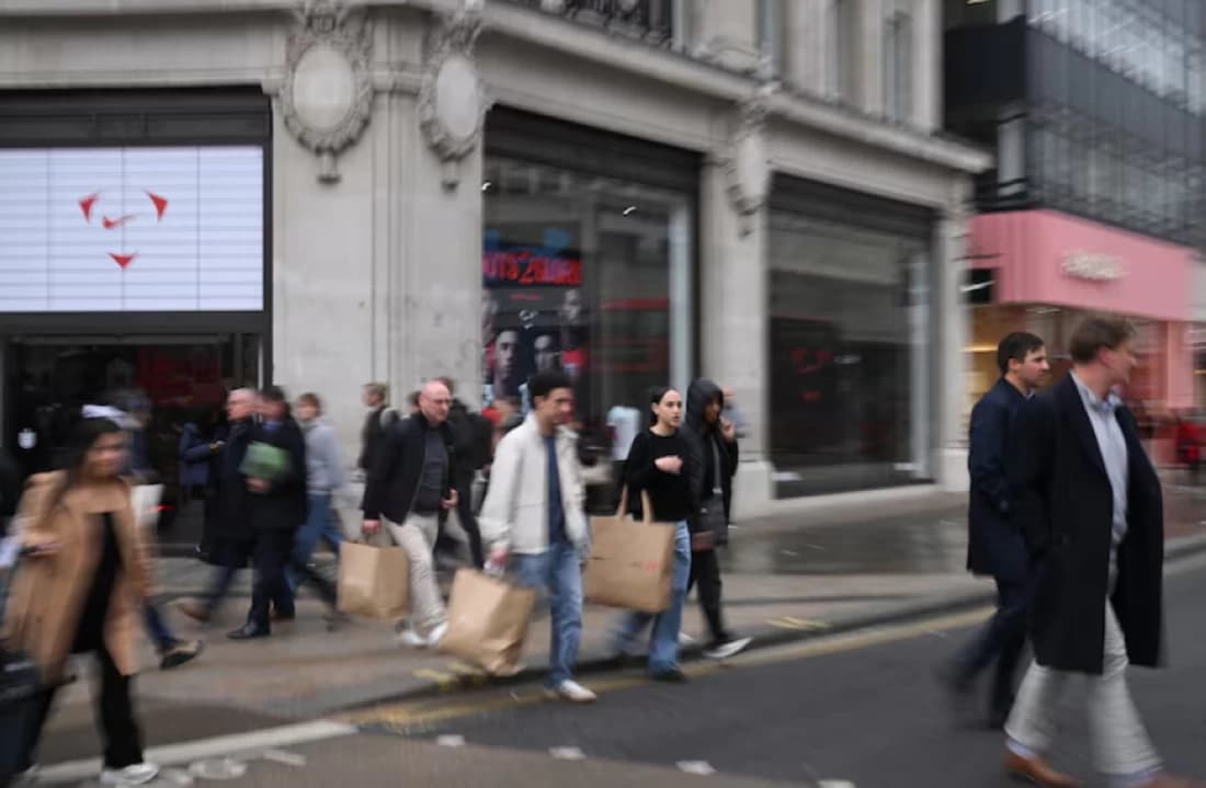 مبيعات التجزئة البريطانية ترتفع في أغسطس