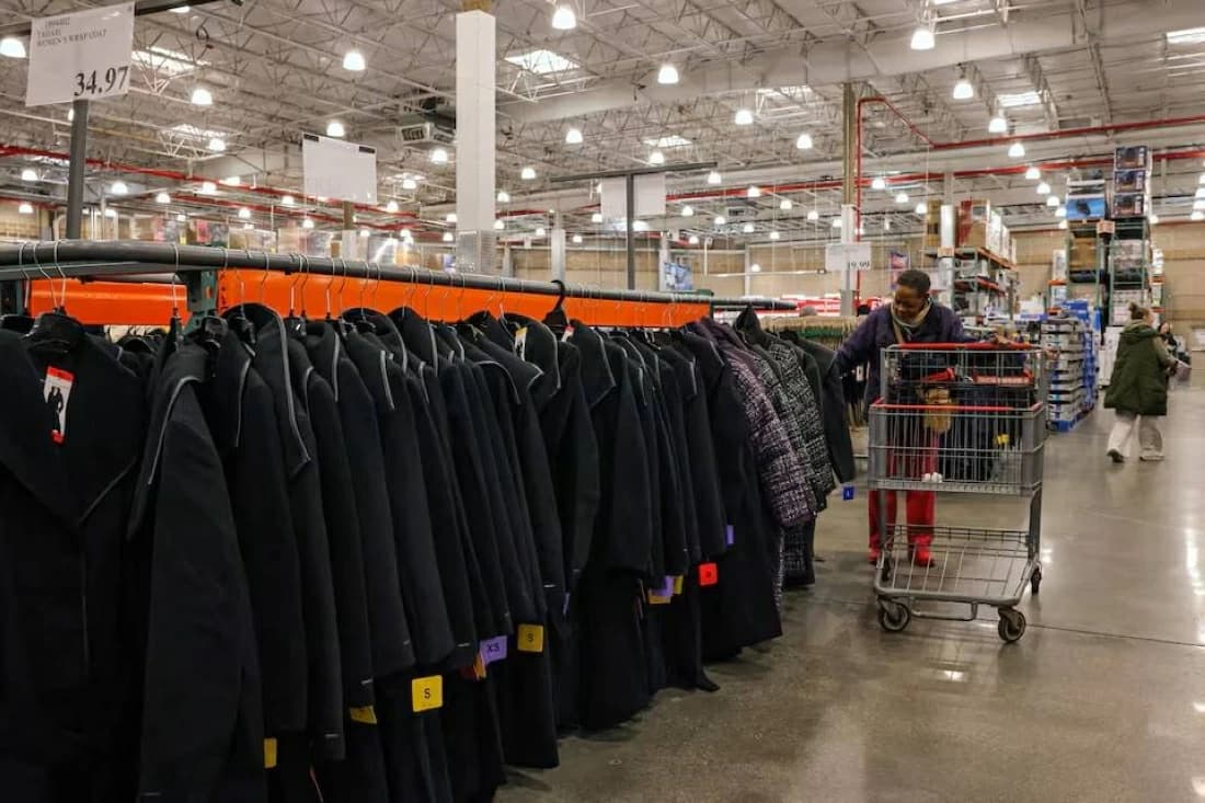 Rising costs hit US consumer confidence