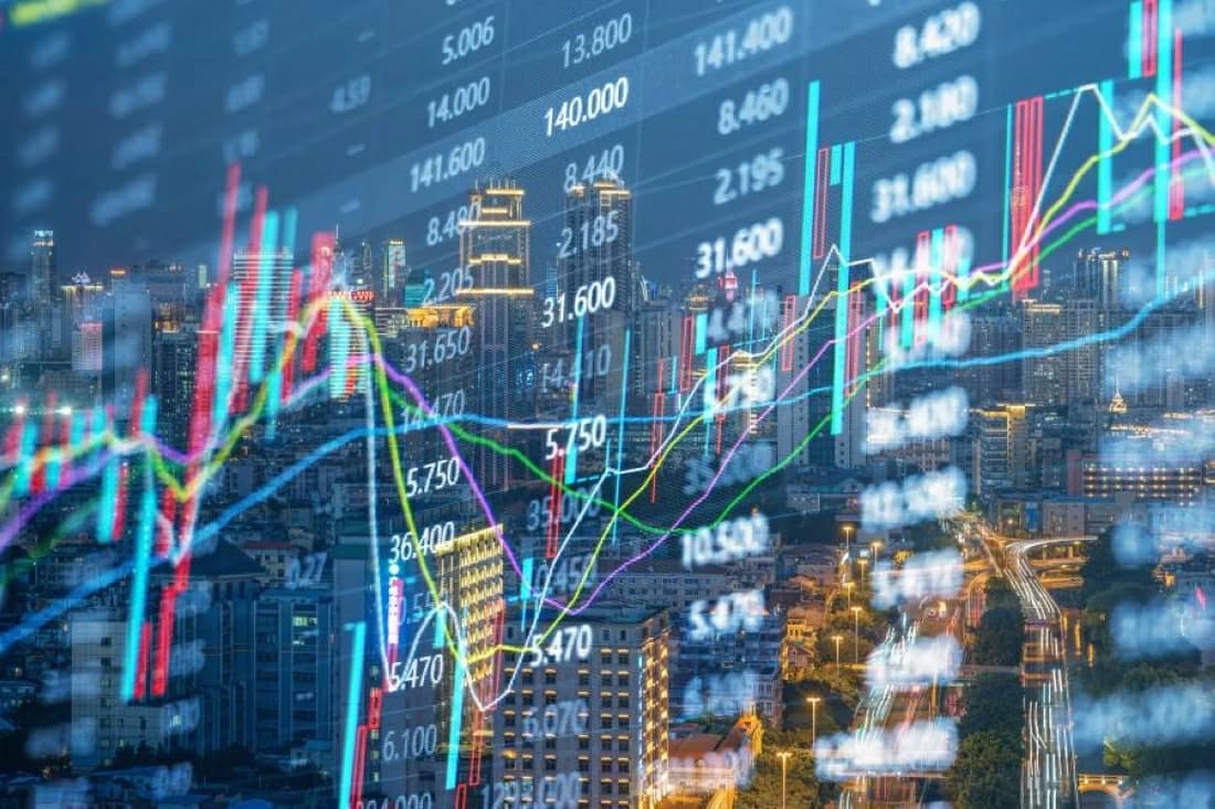 Asian tech stocks dip before earnings