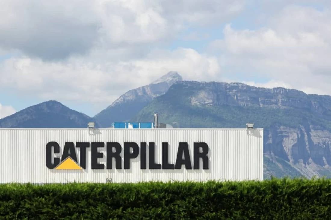 Caterpillar drops nearly 5 percent on Dow