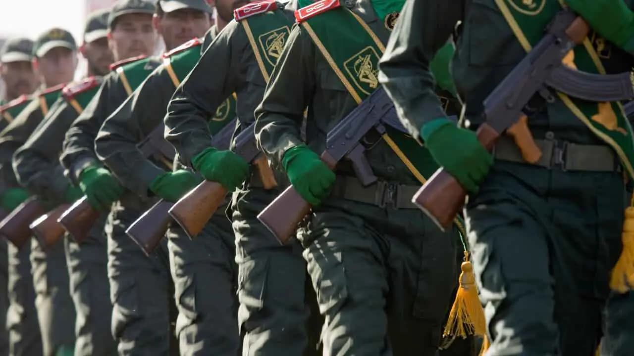 Iranian Guard updates defense strategy