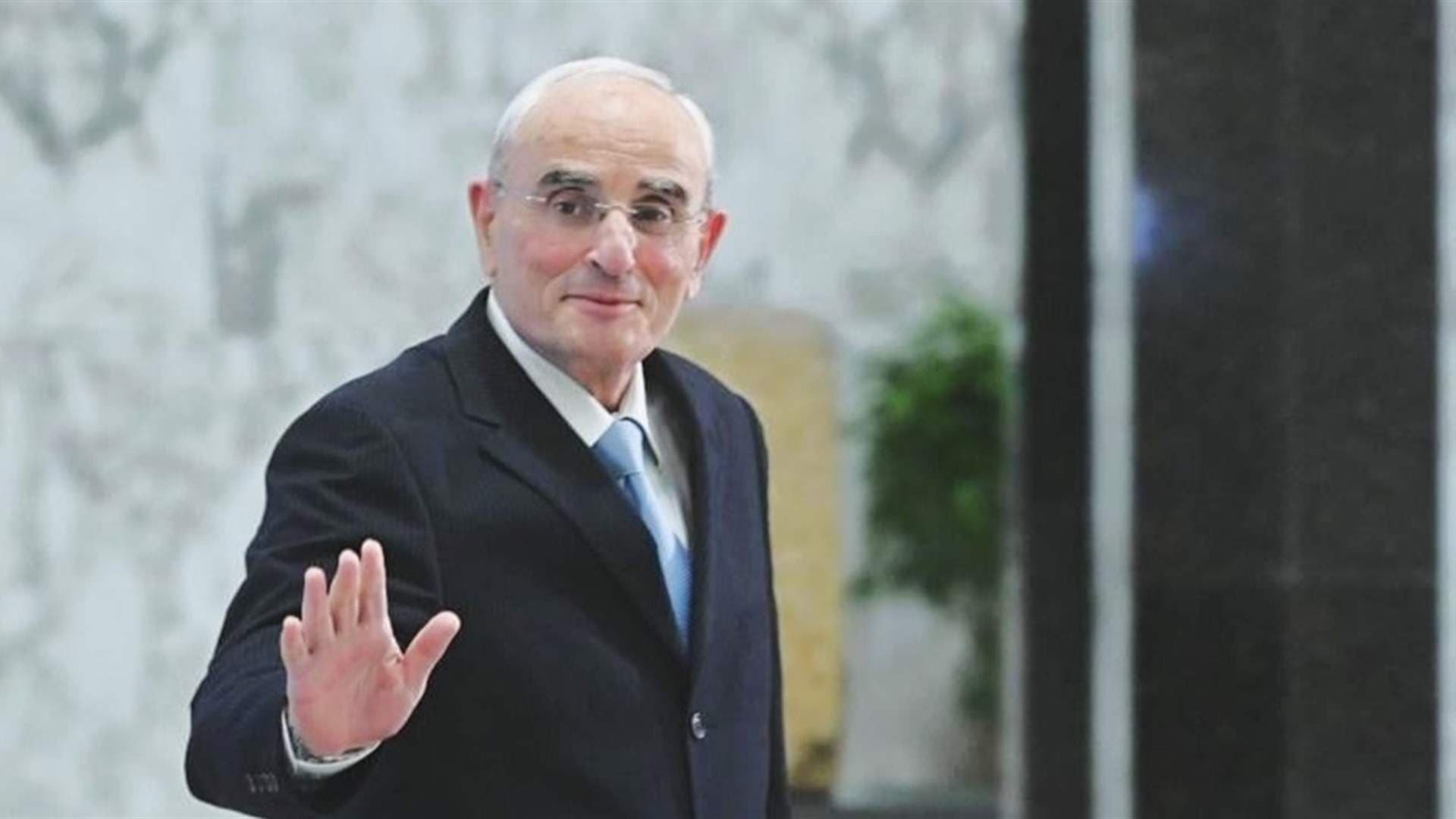 Defense Minister to attend government session
