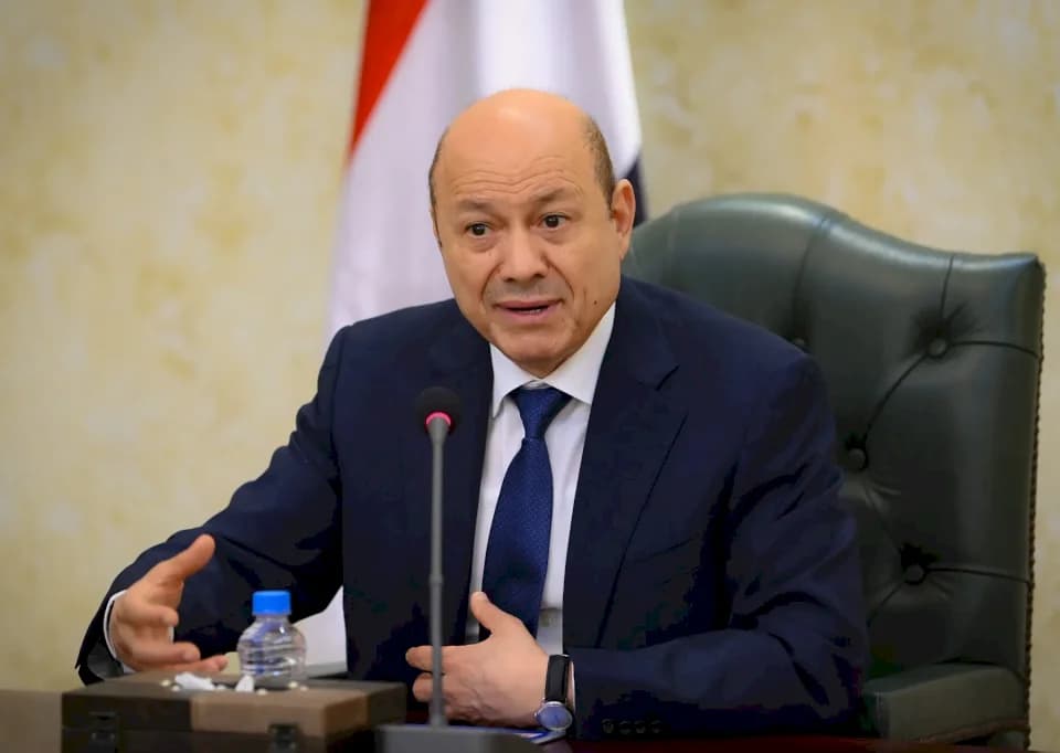 اليمن يعلن الحرب على الحوثيين