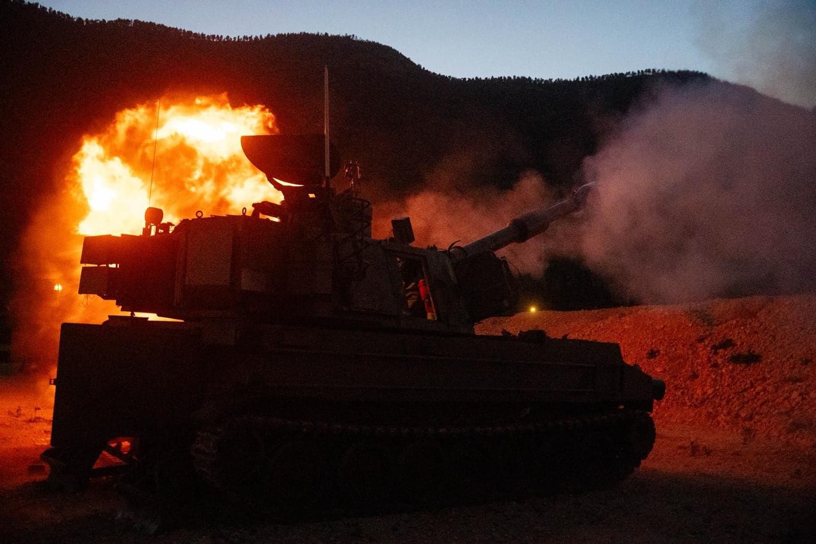 Israeli shelling near Meyss al-Jabal