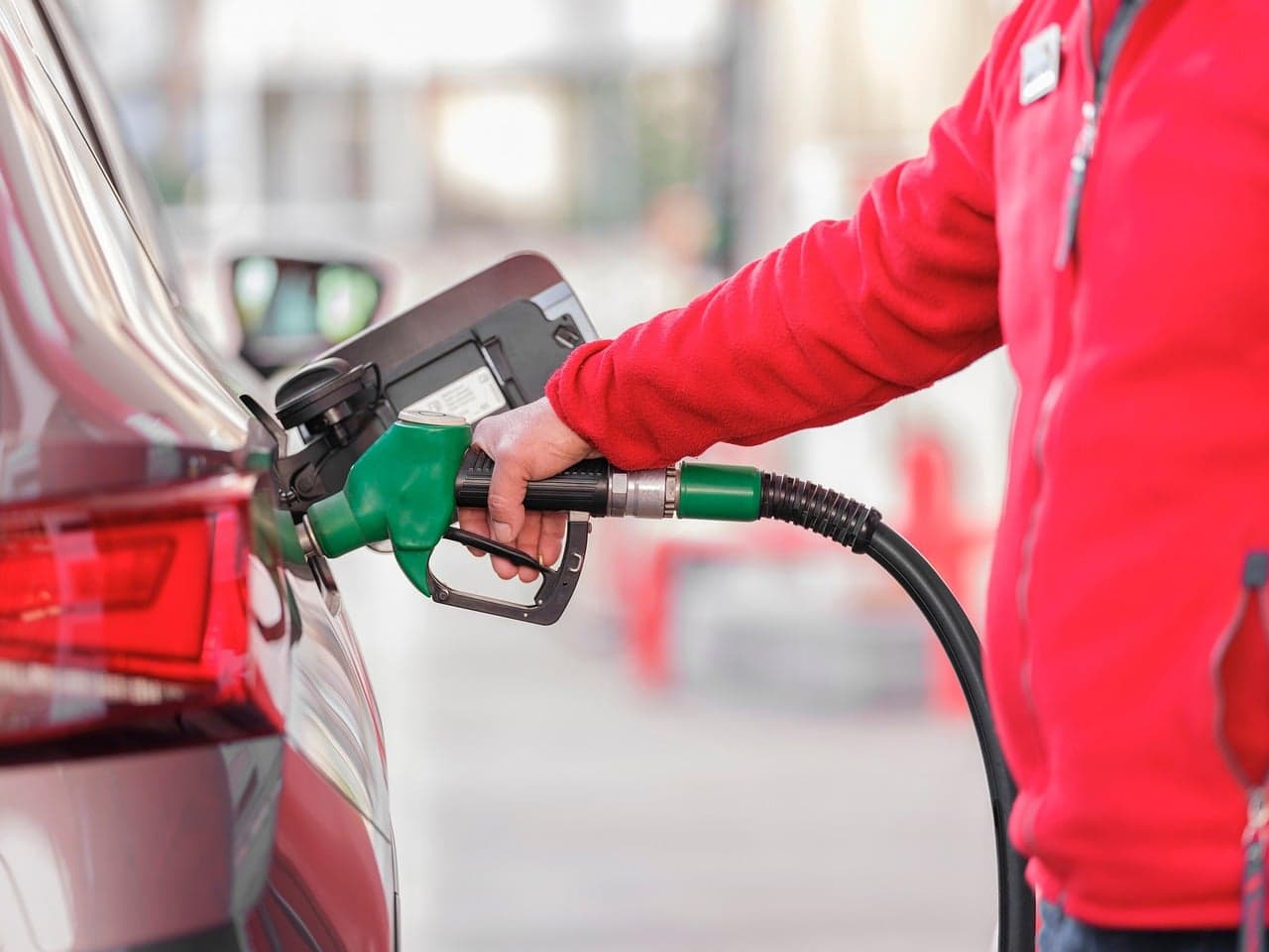 Fuel prices rise steadily