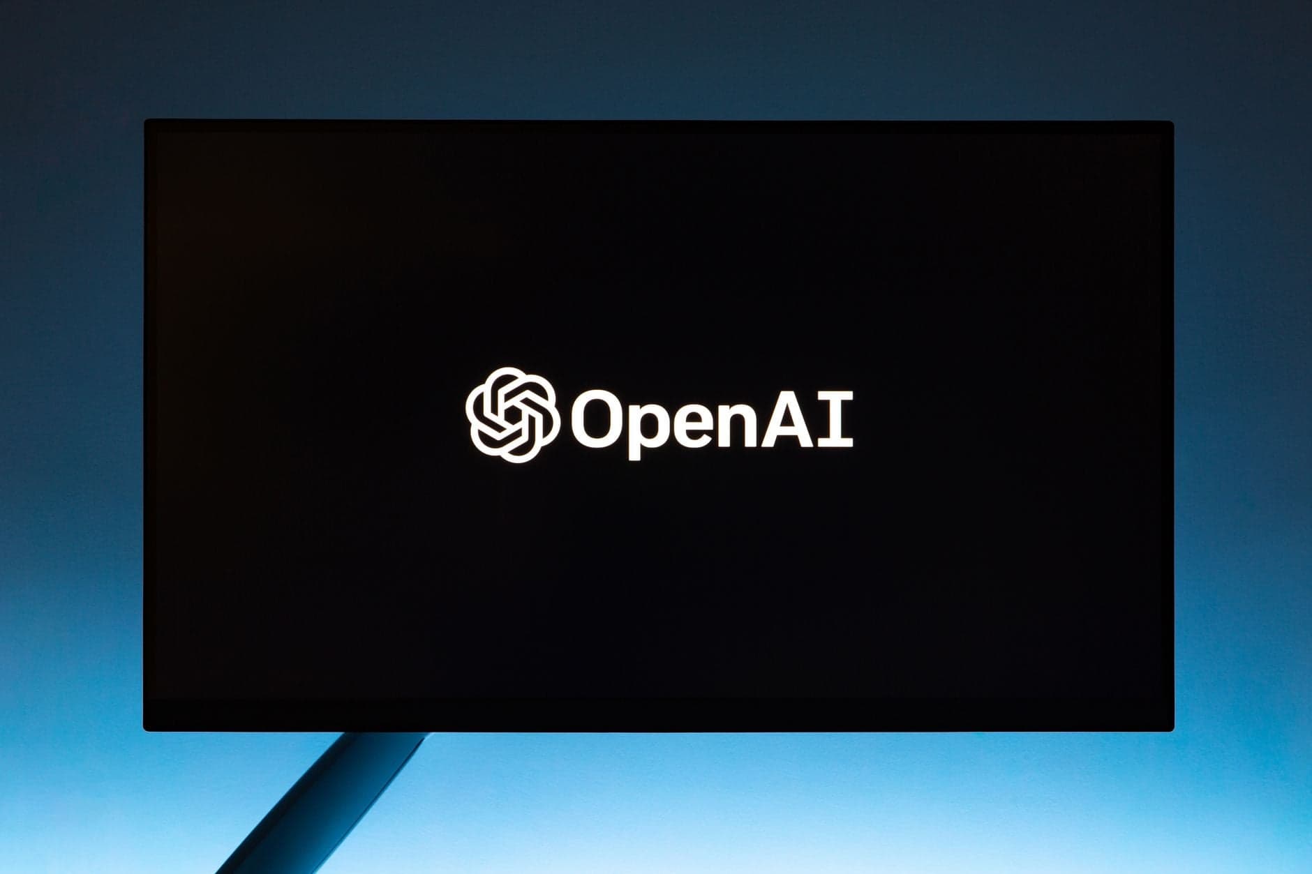 OpenAI seeks to dismiss Apple's expert testimonies in trade secrets case