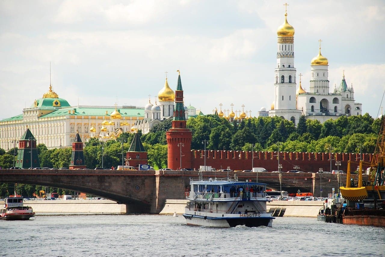 Kremlin Views Ukraine's Attack on Iranian Ship
