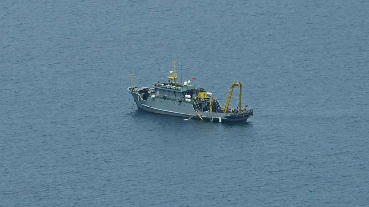 China summons Filipino envoy over South China Sea incident