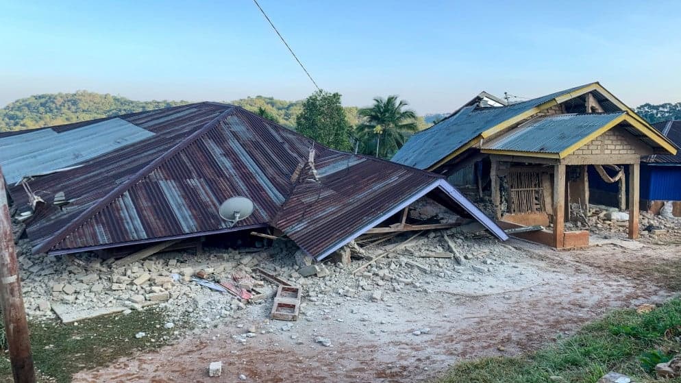 Indonesia hit by 6.9 quake again