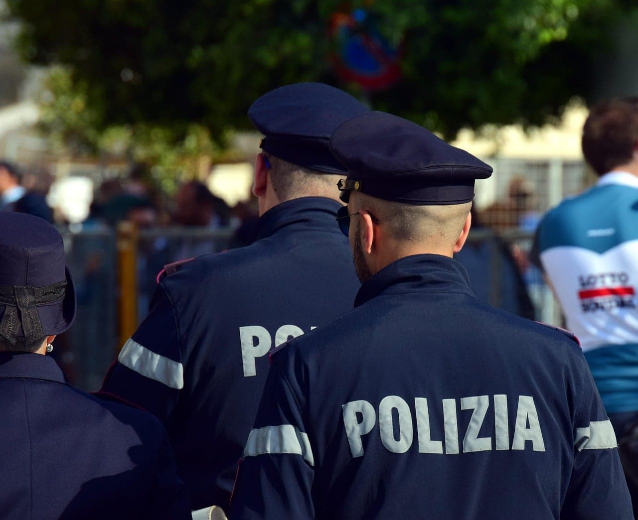 Italian police break human smuggling ring