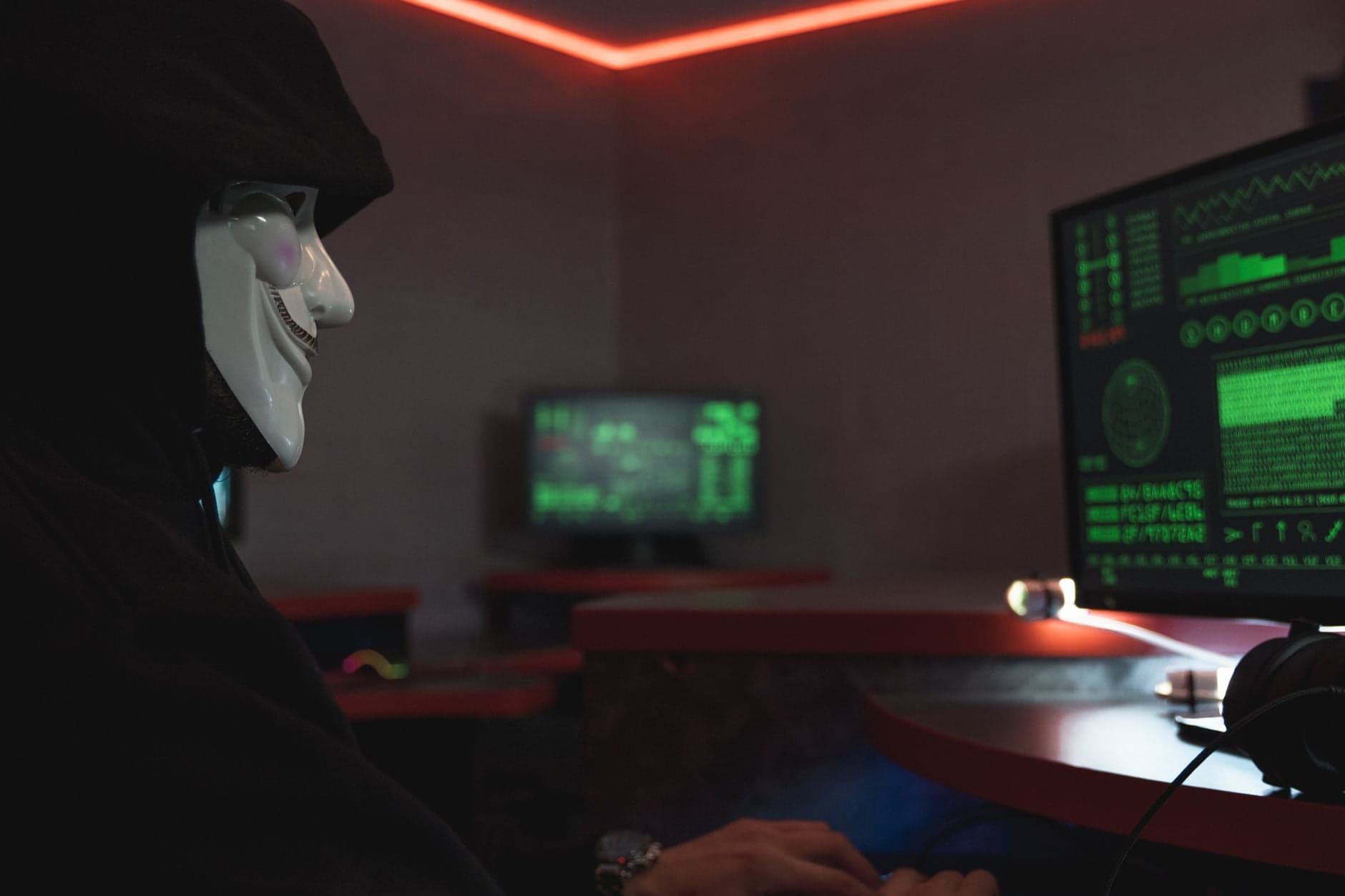 Hackers target 50 firms via software flaws