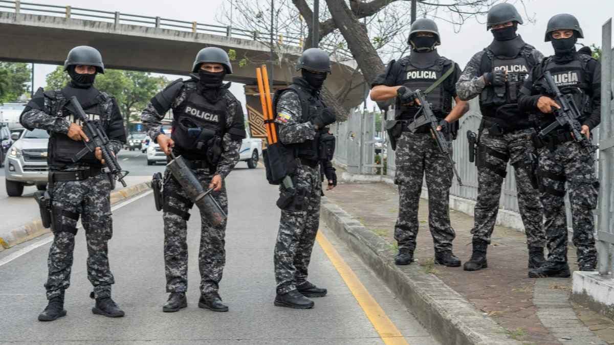Seven suspects charged over candidate assassination plot
