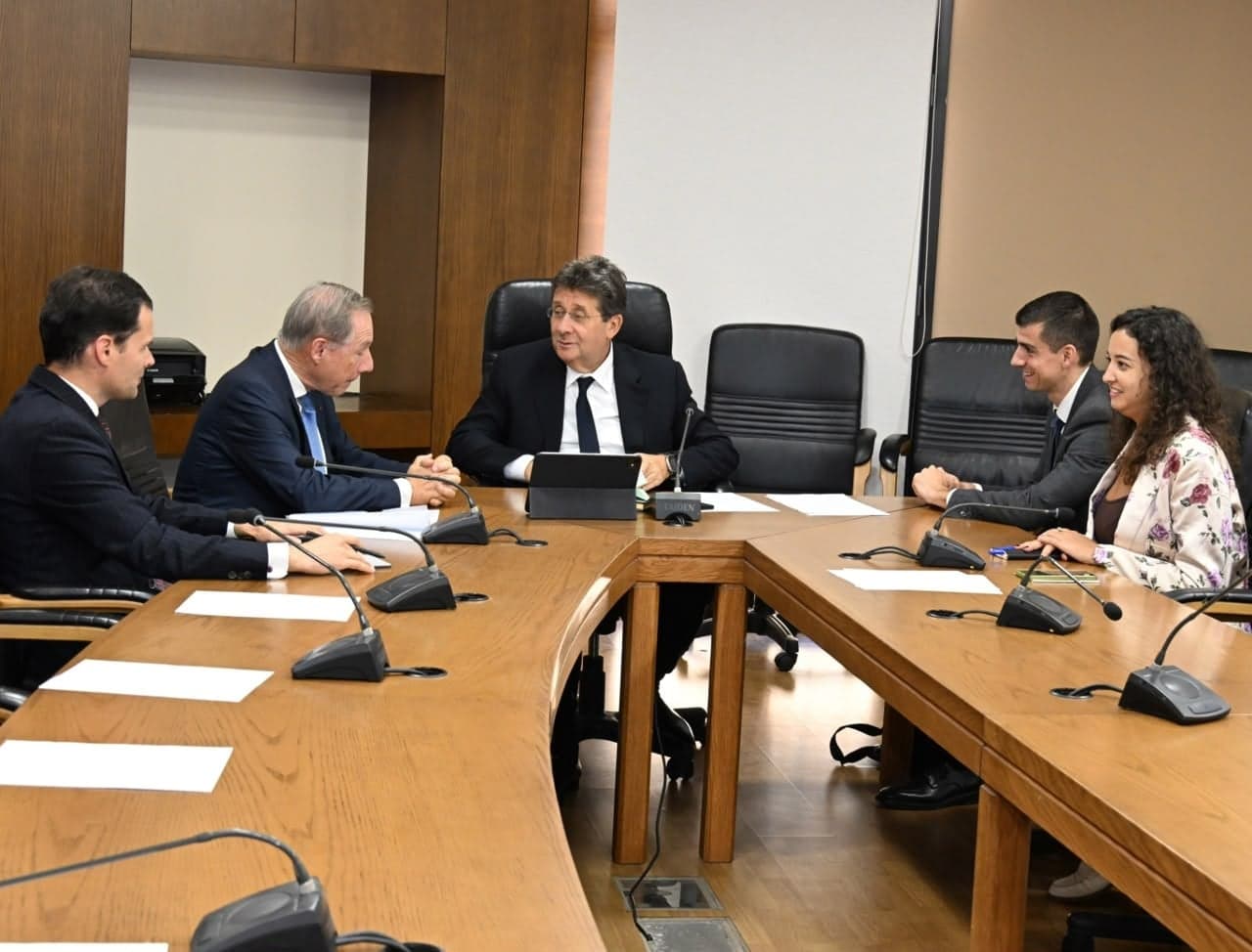 Kanaan reviews reforms with French envoy