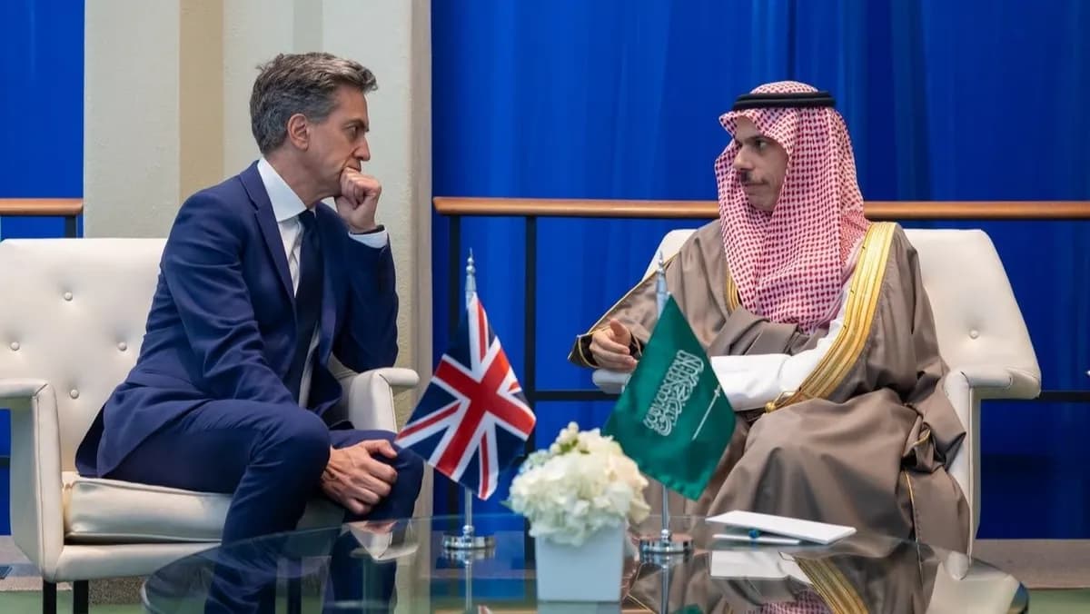 السعودية تناقش مع بريطانيا وإسبانيا المستجدات الإقليمية
