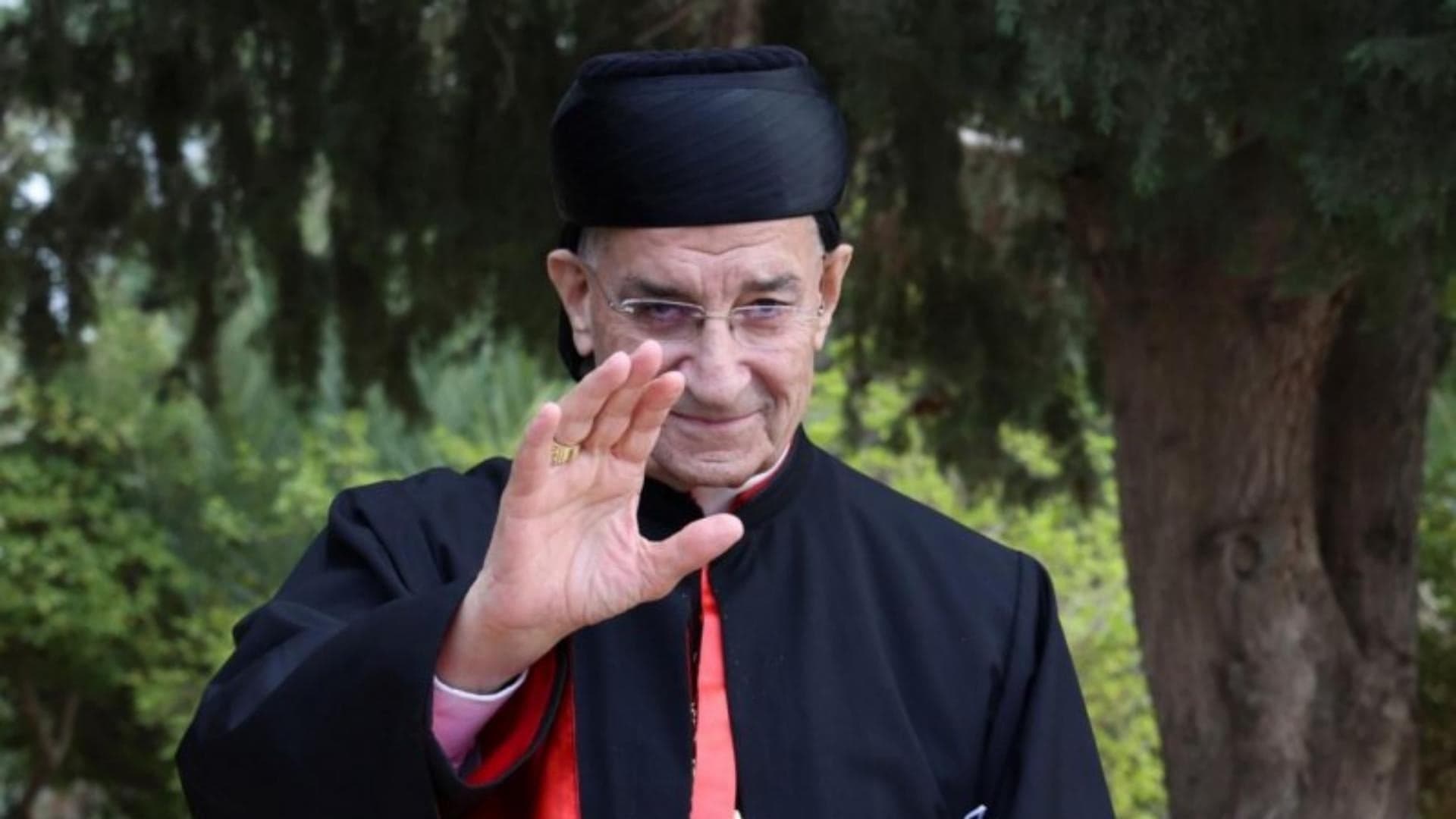 Shepherd reviews Juba church services