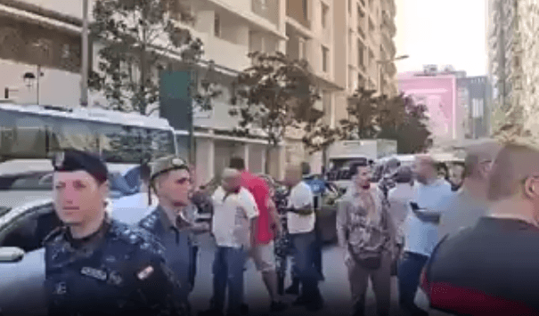 السائقون يجتمعون بسبب ارتفاع سعر البنزين