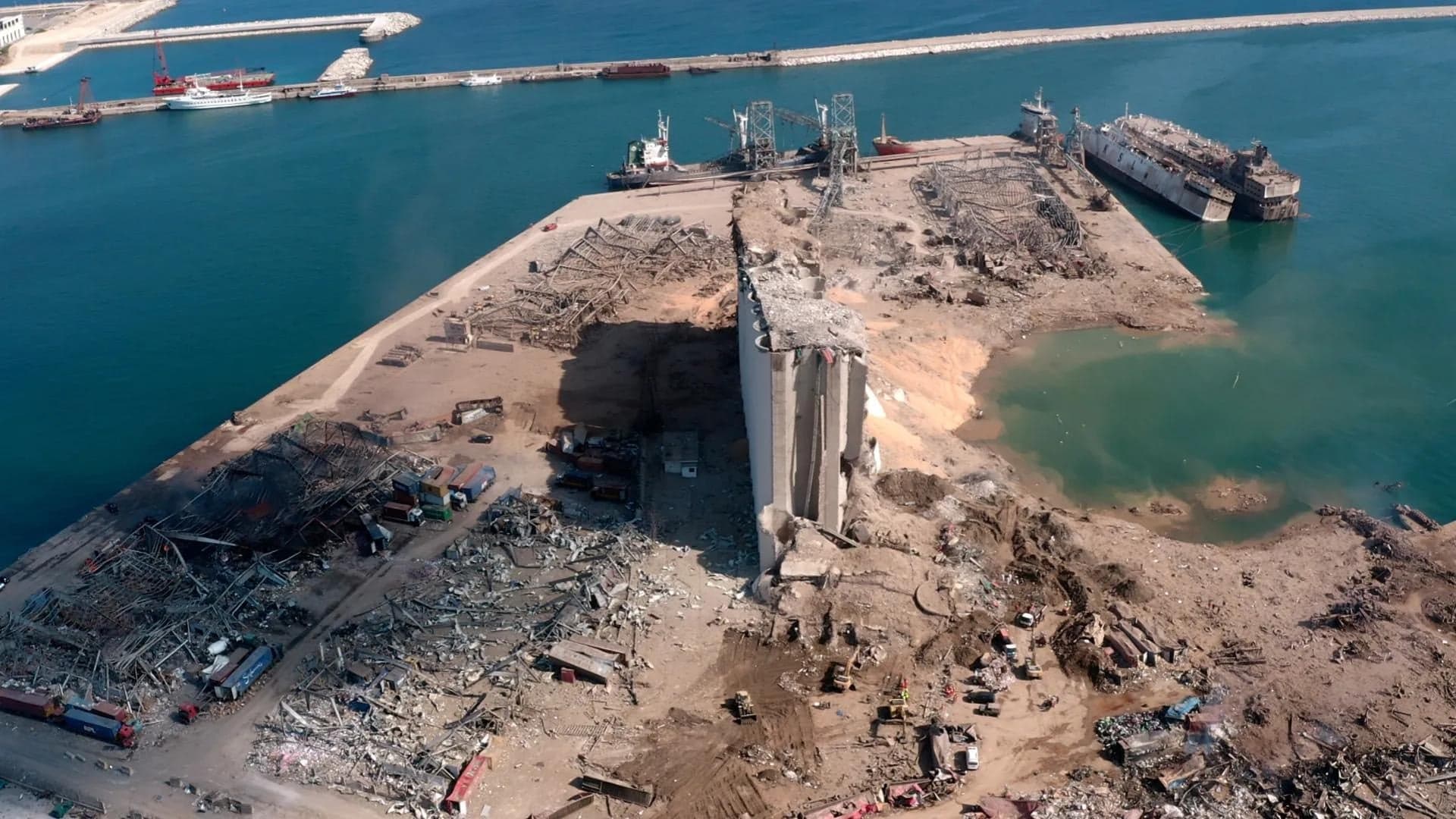 الاقتصاد يدعو لمزاد خردة إهراءات بيروت