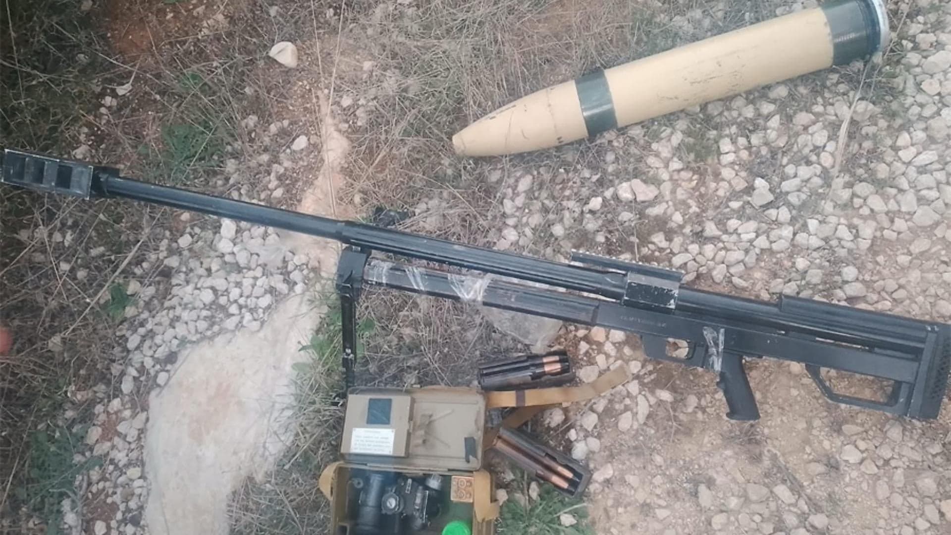 الجيش اللبناني يمنع تهريب أسلحة ويوقف مطلوبين