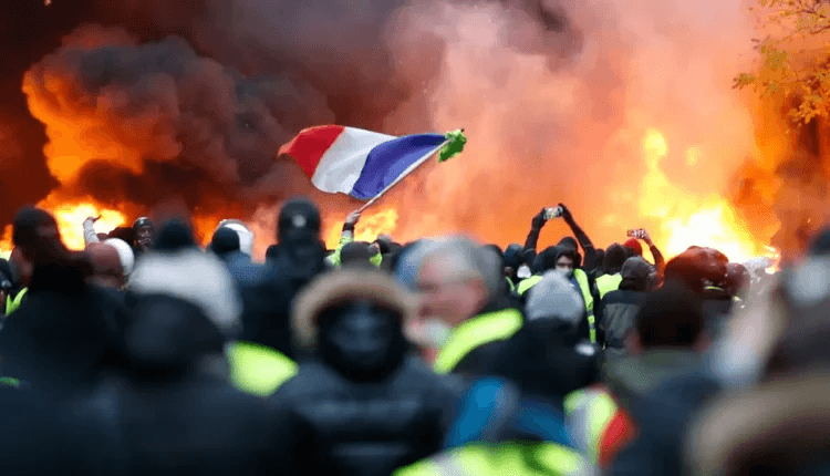 France sees new student protests with Greta Thunberg involved