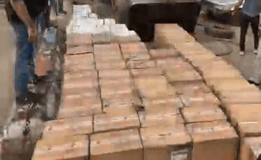 Lebanese customs seize smuggled cigarettes in Beirut
