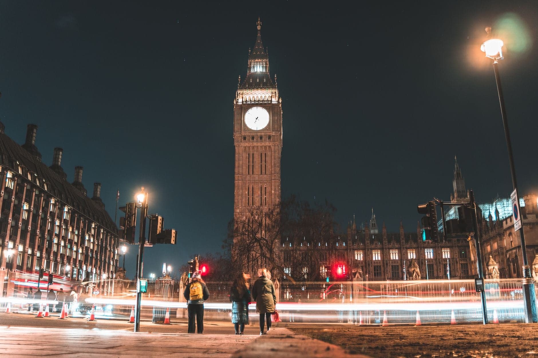 London experiences widespread power outage