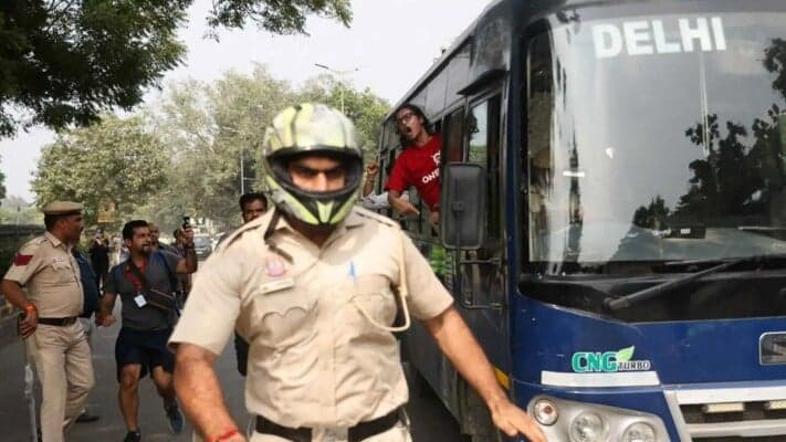 Delhi lockdown as protesters detained