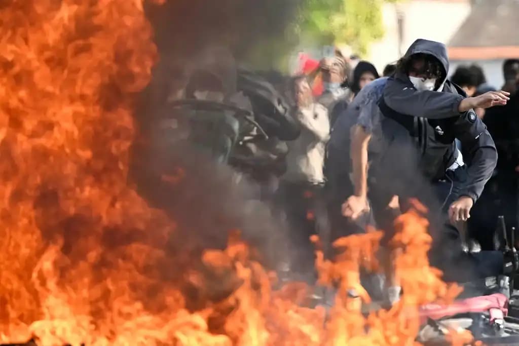 France faces unrest with protests and arrests