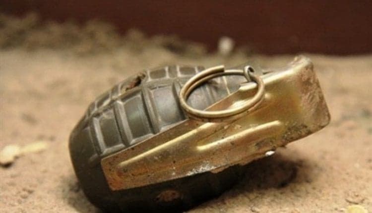 Handmade bombs hurled in Barqa'il square