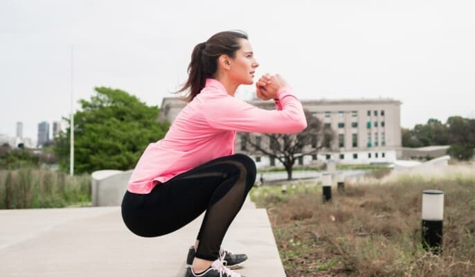 Health risks of prolonged squatting or crossing legs