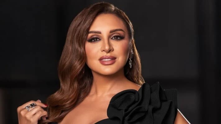 Angham's emotional moment in Doha