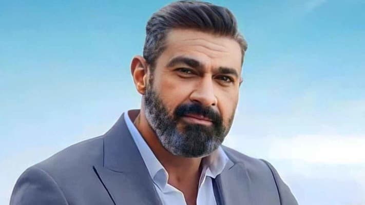 Yasser Galal fulfills child's wish at home