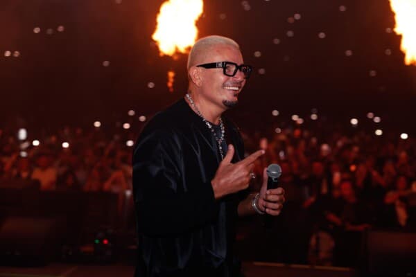 Amr Diab Holds First Istanbul Concert