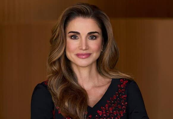 Queen Rania celebrates Princess Iman's twins