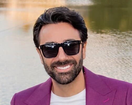 Michel Hourani returns in Love on Paper