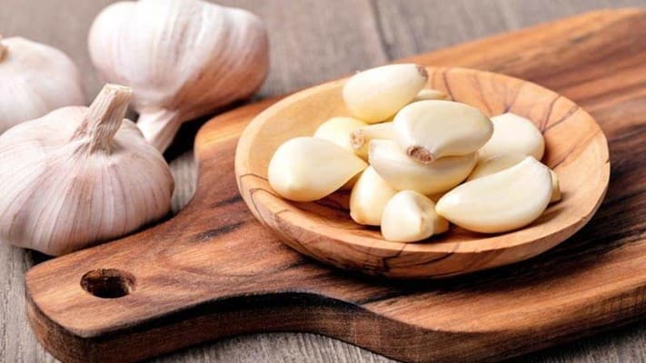 Garlic and Belly Fat: Study Insights