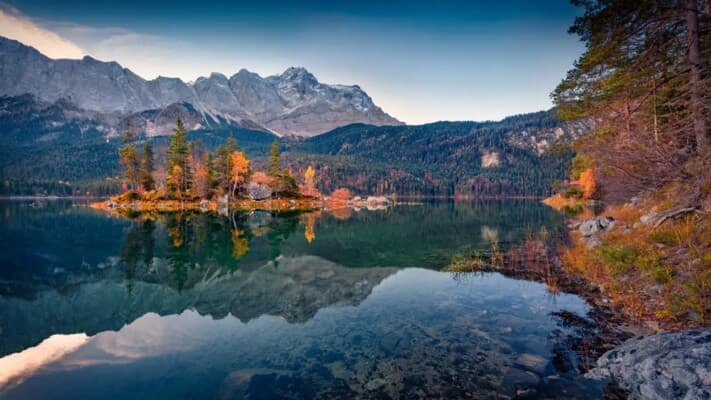 Five destinations become fall attractions